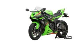 
										Kawasaki Ninja ZX6R full									