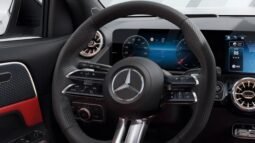 
										Mercedes-Benz GLA 200 full									