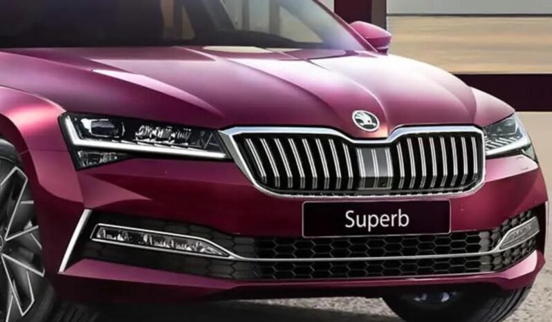 
								Skoda Superb full									